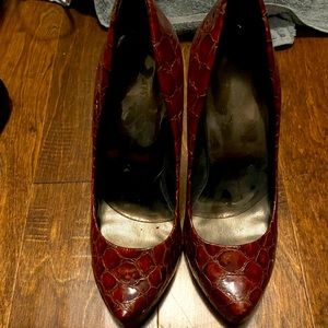 Red Jessica Simpson pumps